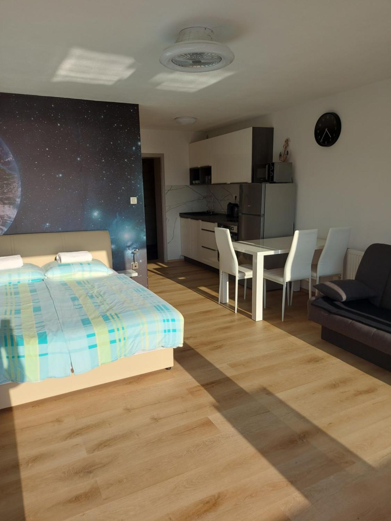 Apartament Sunny *